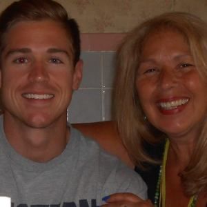 Meet your Posher, Lorette